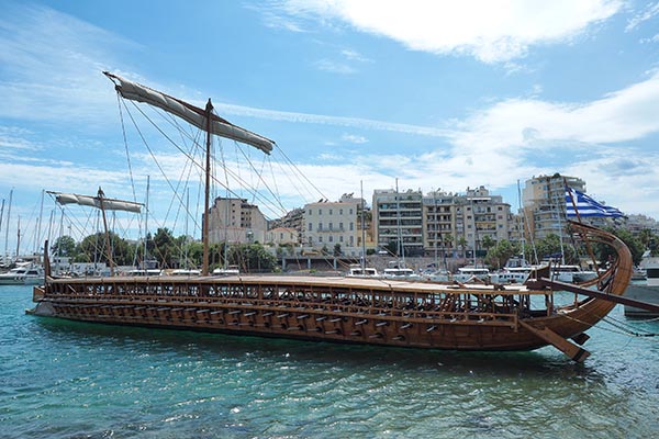 Piraeus haven